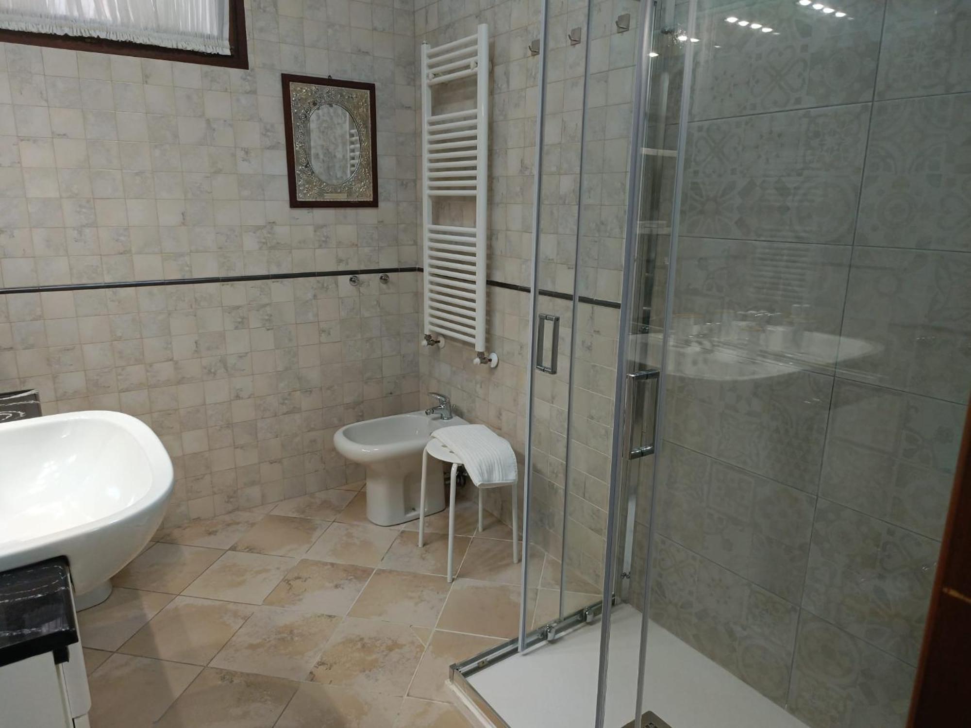 Facile Vacanze Romane Ngoại thất bức ảnh
